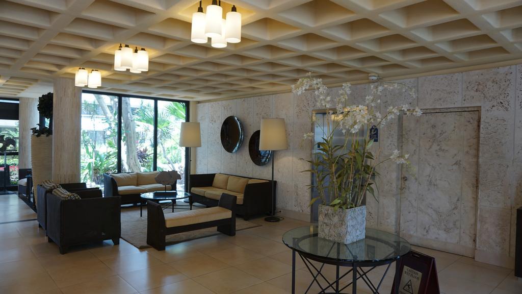 Golden Strand Resort Sunny Isles Beach Exterior foto